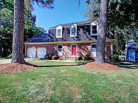 A Lovely Home & Prime Location