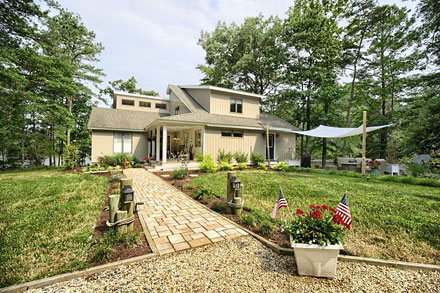 Coastal Virginia Good Life awaits you here on Woodas Creek